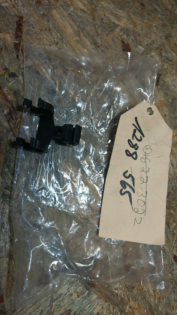 Original GM Opel Kadett E Schelle Steckverbindung Sensor NEU