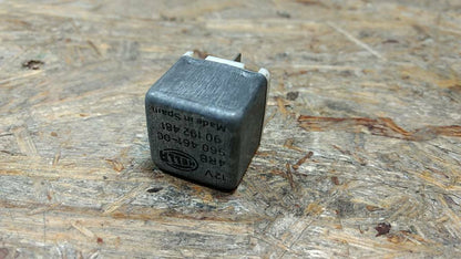 Original GM Opel Omega B Mehrzweck-Relais NEU