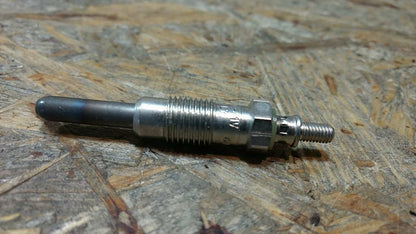 Original GM Opel Kadett Astra Ascona Frontera Omega Glühkerze NEU