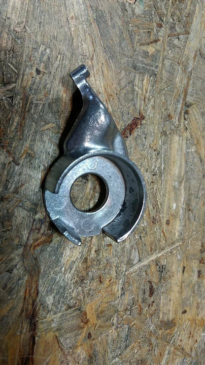 Original GM Opel Vectra B Befestigung Halter Kühler NEU