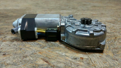 Original GM Opel Fensterhebermotor vorne links Corsa A NEU