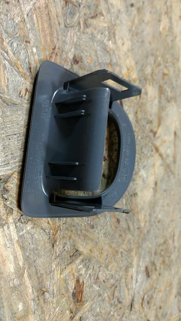 Original GM Opel Rücksitz Schlossabdeckung Corsa C NEU