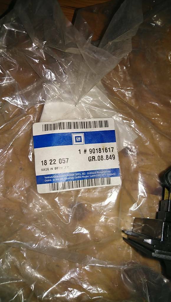Kadett E Heizungsbedinteil neu Original GM