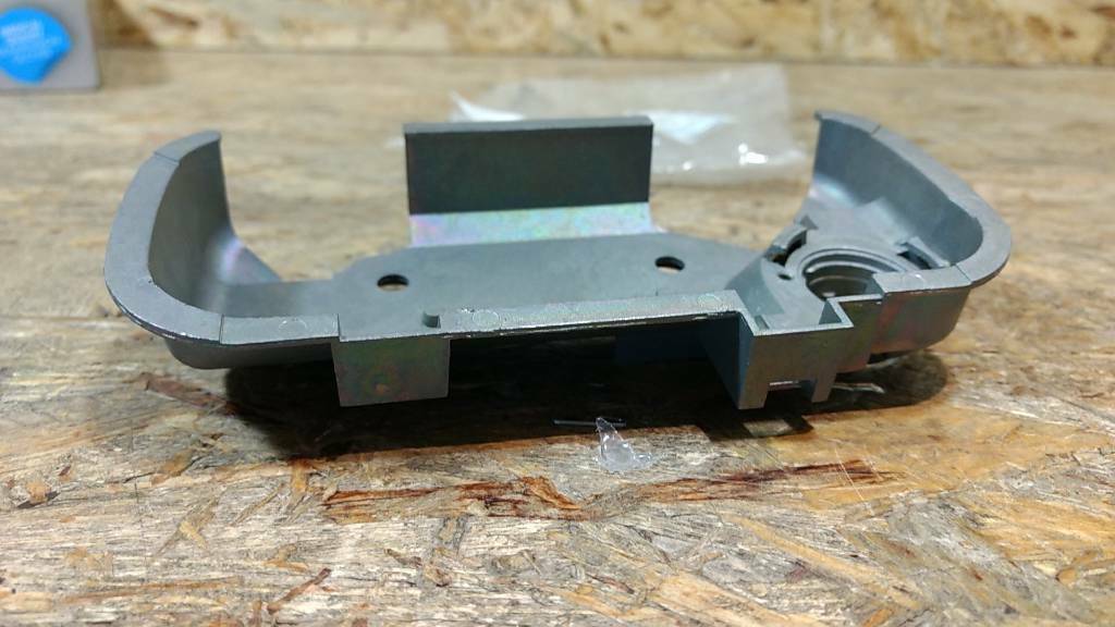 Original GM Opel Calibra Halter links NEU