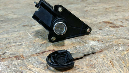 Original GM Opel Kofferraumschloss Corsa B Tigra A NEU