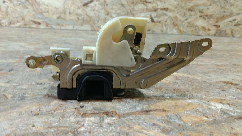 Original GM Opel Astra F Schloss mit ZV vorne links NEU
