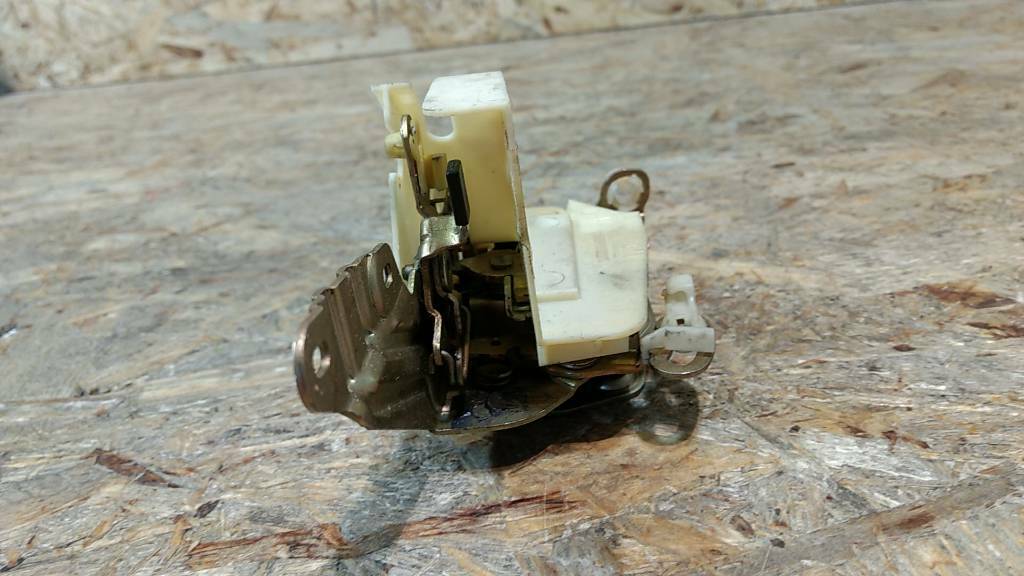 Original GM Opel Astra F Schloss mit ZV vorne links NEU