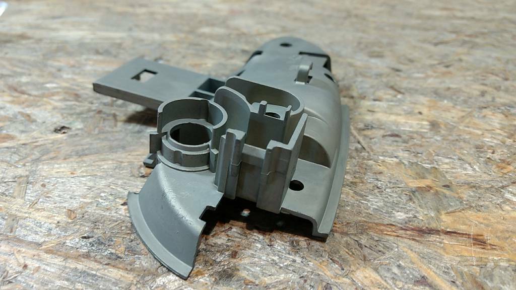 Original GM Opel Omega B Halter Türgriff Recht NEU