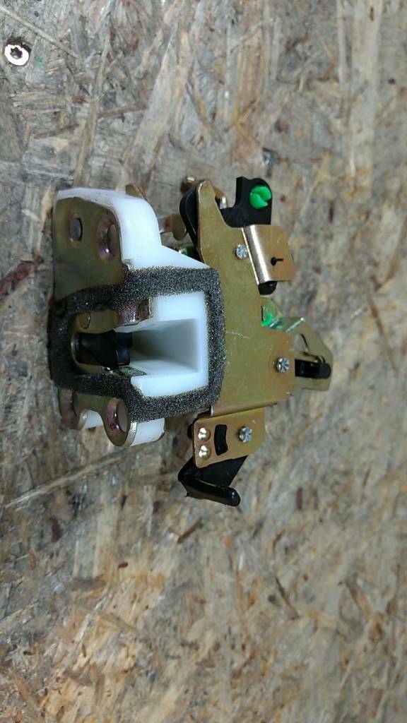 Original GM Opel Frontera A Türschloss hinten links NEU