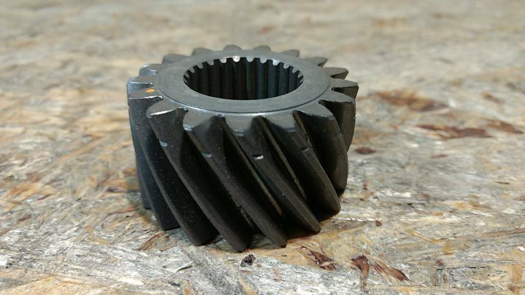Original GM Opel Ascona C Stirnrad treibend 17 Zähne NEU