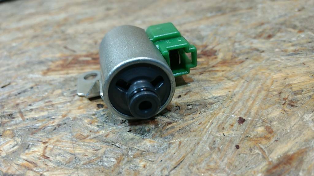 Original GM Opel Calibra Magnetventil Schaltbestätigung  NEU