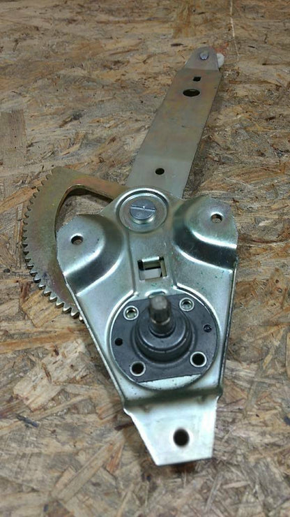 Kadett E Fensterheber hinten links neu original GM