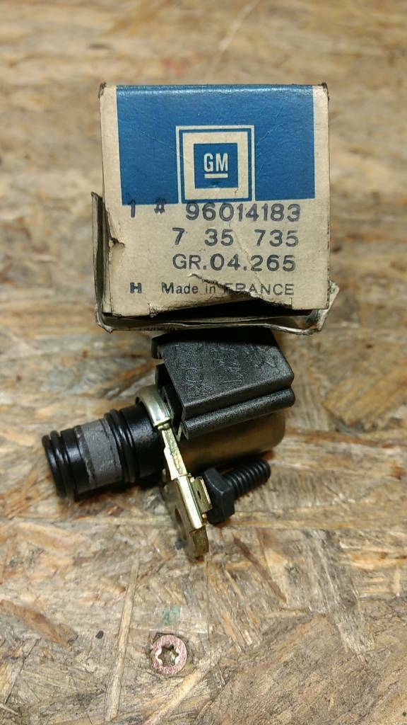 Original GM Opel Omega B Magnetventil Drehmomentwandler NEU