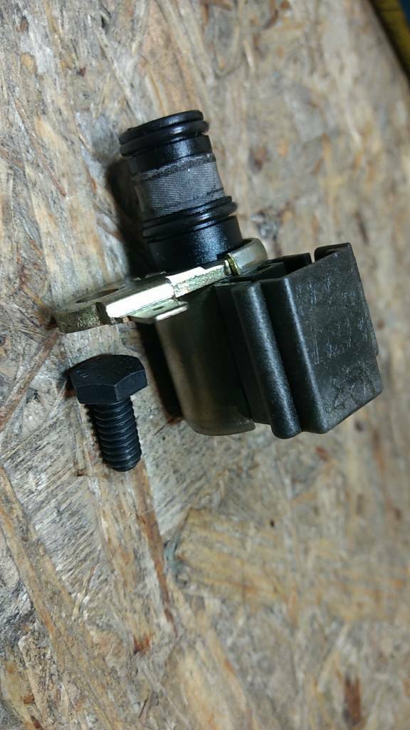 Original GM Opel Omega B Magnetventil Drehmomentwandler NEU