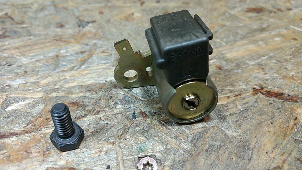 Original GM Opel Omega B Magnetventil Drehmomentwandler NEU