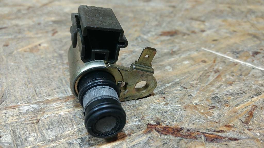Original GM Opel Omega B Magnetventil Drehmomentwandler NEU