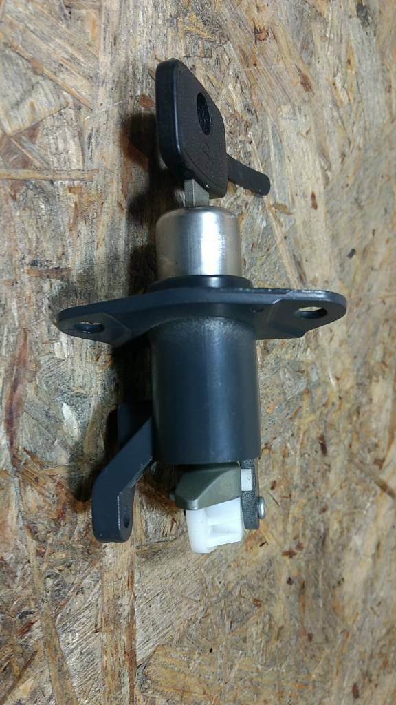 Original GM Opel Vectra B CC Kofferraumschloss NEU