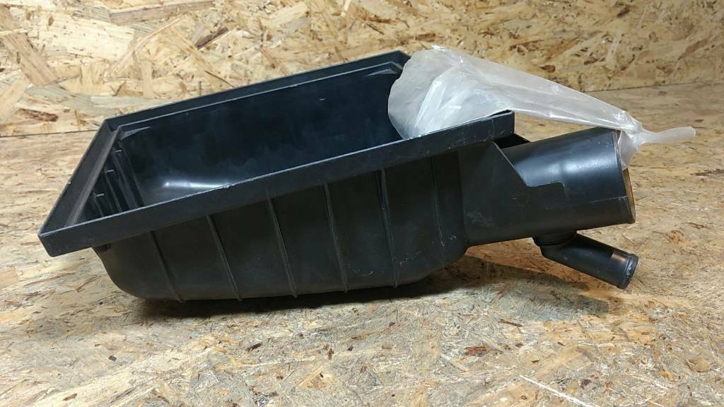 Original GM Opel Omega A Luftfilter Oberteil Deckel Diesel NEU