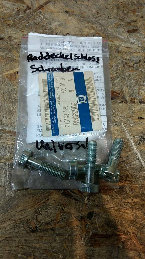 Original GM Opel Raddeckelschloss-Schrauben Universal NEU