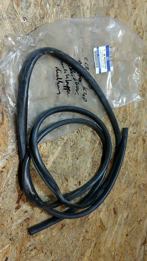 Original GM Opel Heckklappendichtung Corsa B NEU