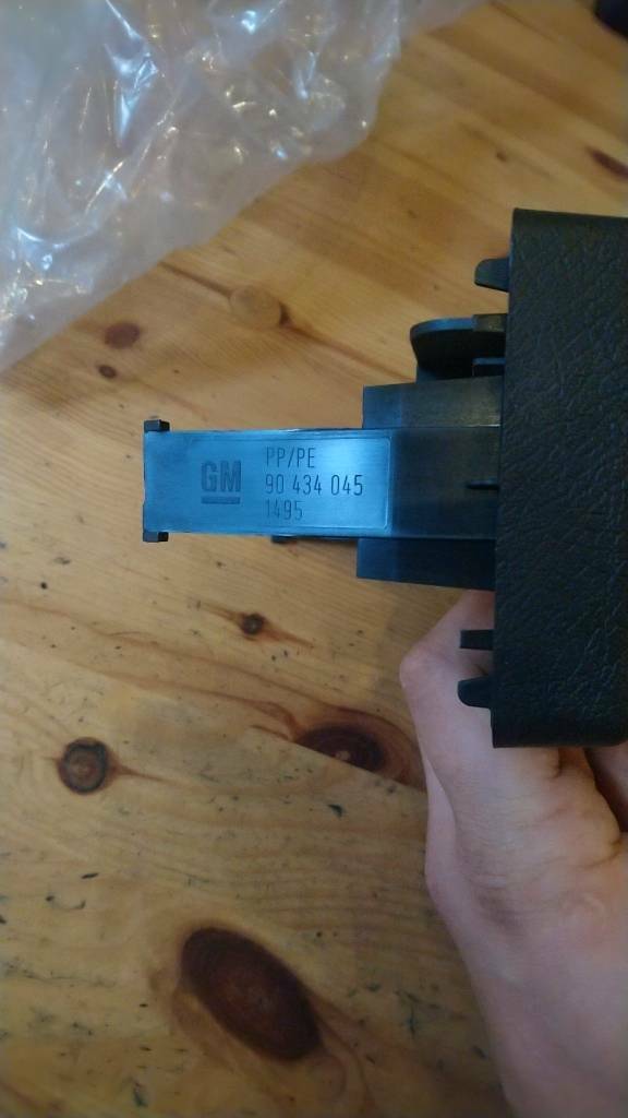 Opel oldtimer youngtimer Einbaurahmen neu Original gm 90434045