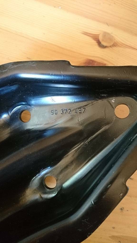 Astra F 1.7 Diesel Motorhalter vorne links neu original GM