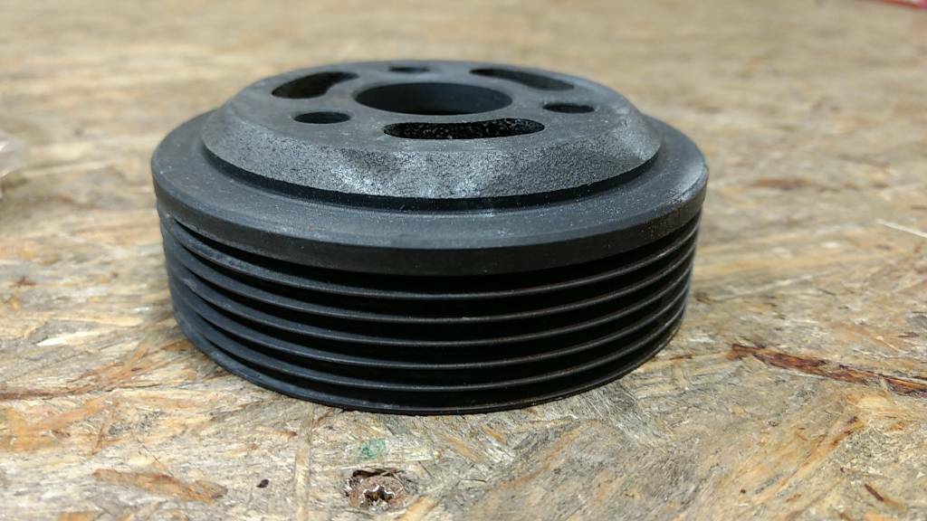 Original GM Opel Movano A 2.8DTi Riemenscheibe NEU