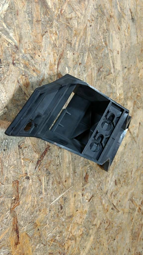 Original GM Opel Senator B Gleitstück Stoßstange hinten rechts NEU