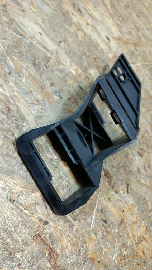 Original GM Opel Senator B Gleitstück Stoßstange hinten rechts NEU