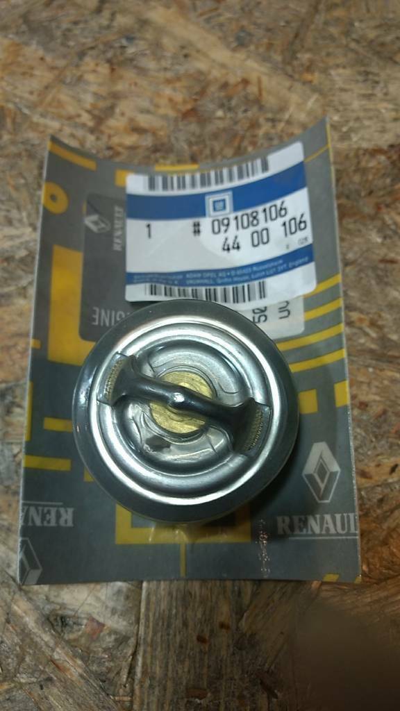 Original GM Opel Renault Master 1 2.5TD Thermostat NEU