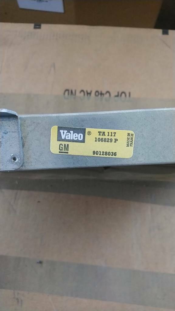 Ascona C 1,3N Kühler Valeo neu Original gm