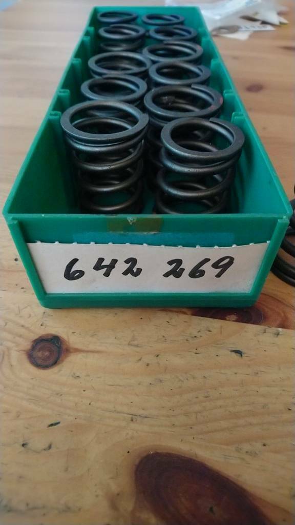 Opel GT Rekord Frontera Kapitän Ventilfeder Neu Original
