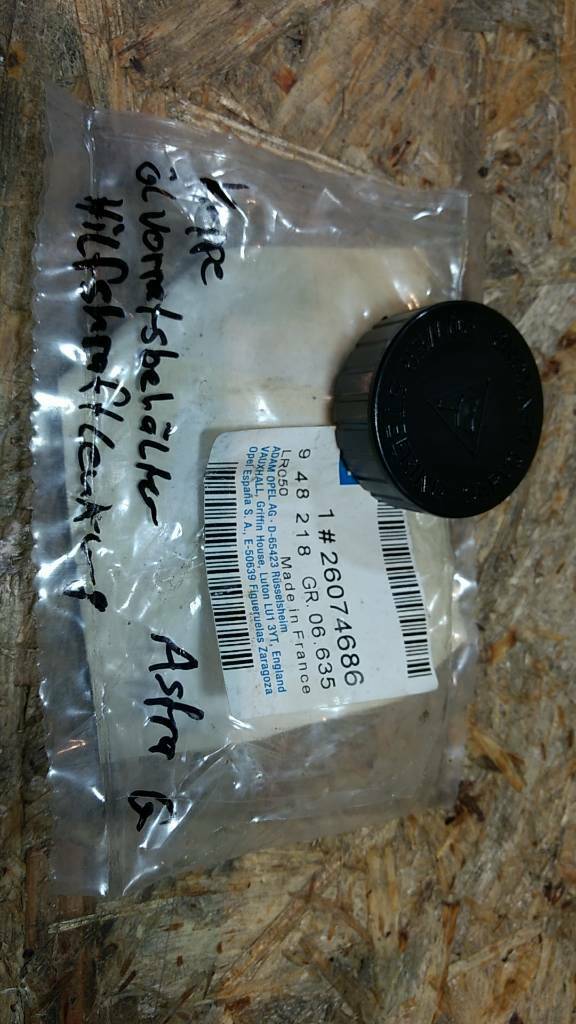 Original GM Opel Astra G Kappe Ölvorratsbehälter NEU