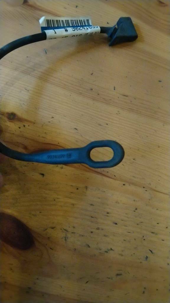 Kadett E Hutablage Halteband neu Original GM