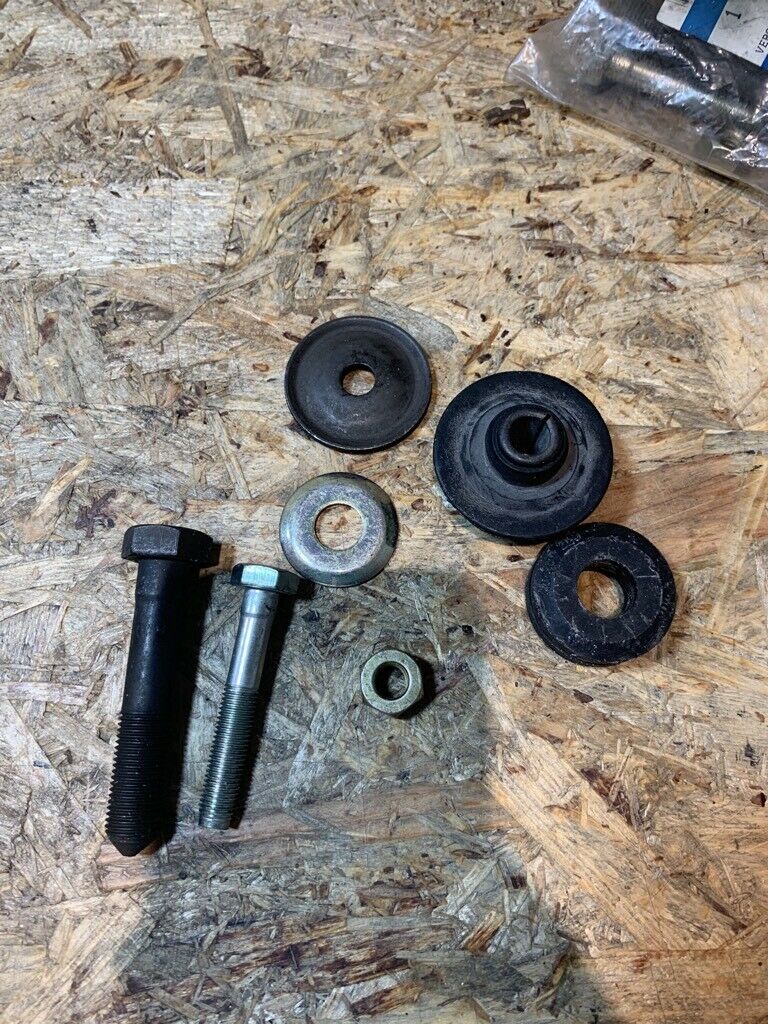 Original GM Opel Vectra A Befestigungsteile Stoßdämpfer Neu