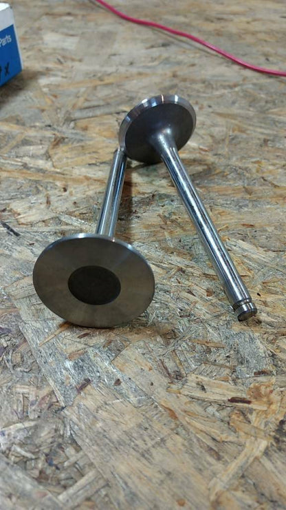 Original GM Opel Ascona C Kadett E 1.8i Einlassventil Set NEU