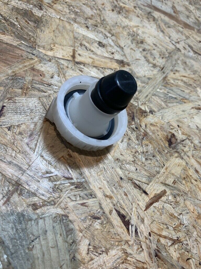 Original GM Opel Corsa B Vorratsbehälter Doppelausgleichbehälter Neu