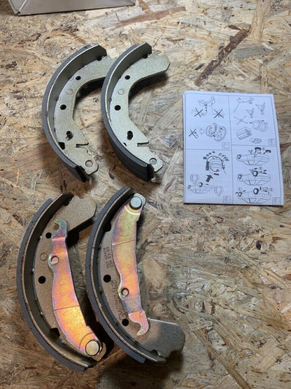 Kadett E Ascona C Bremsbacken hinten neu original GM