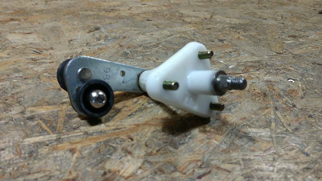 Original GM Opel Scheibenwischergelenk Agila A NEU