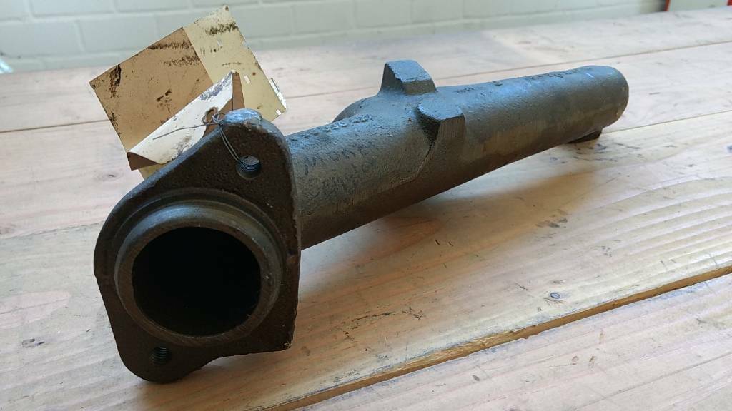 Original GM Opel Monza Senator Auspuffskrümmer NEU