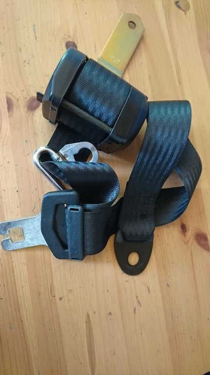 Ascona C Sicherheitsgurt vorne links neu original GM
