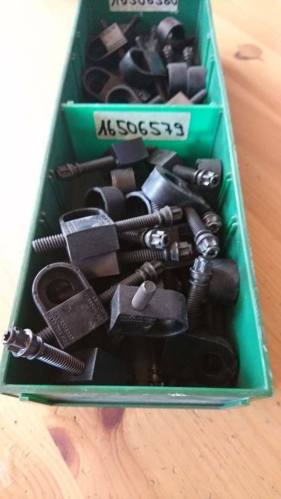 GM Scheinwerfer Einsteller Schiebeschraube Neu