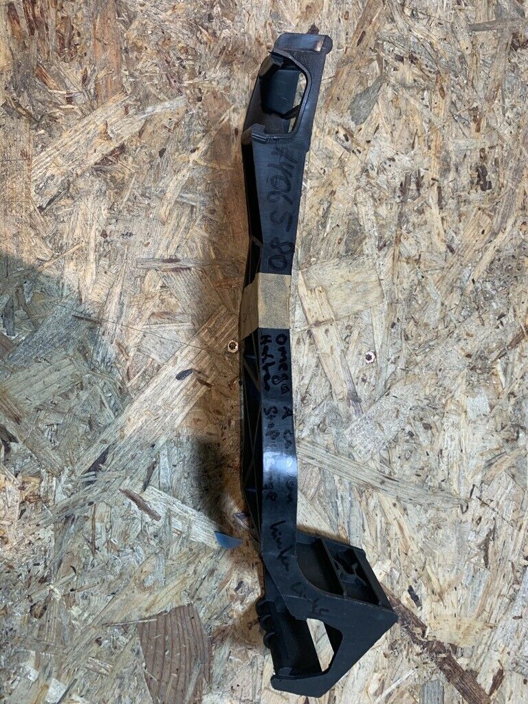 Original GM Opel Omega A Caravan Halter Stoßstange NEU