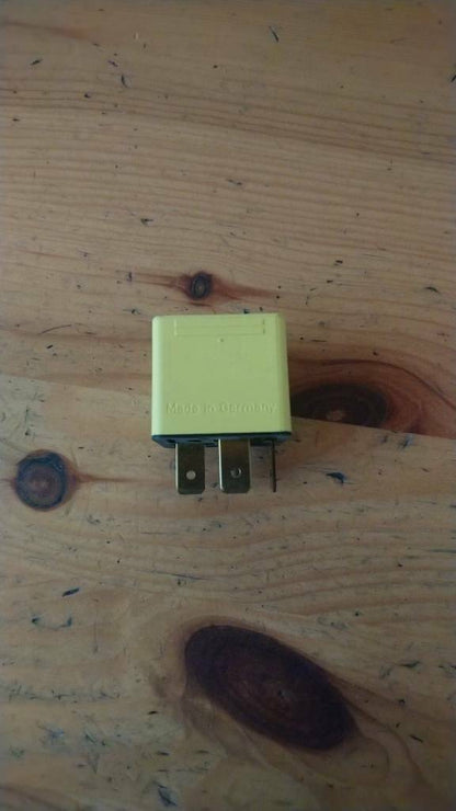 Opel oldtimer youngtimer Relais Elektronik neu Bosch 0332209142