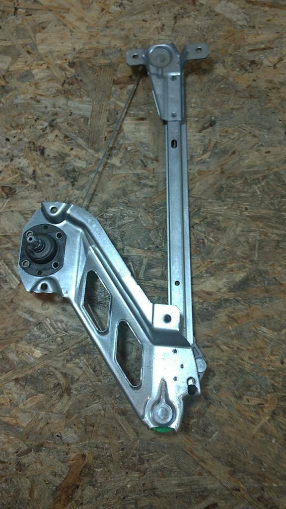 Original GM Opel Corsa B Fensterheber NEU
