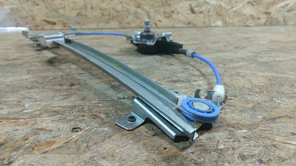 Original GM Opel Fensterheber manuell vorne links Corsa A NEU