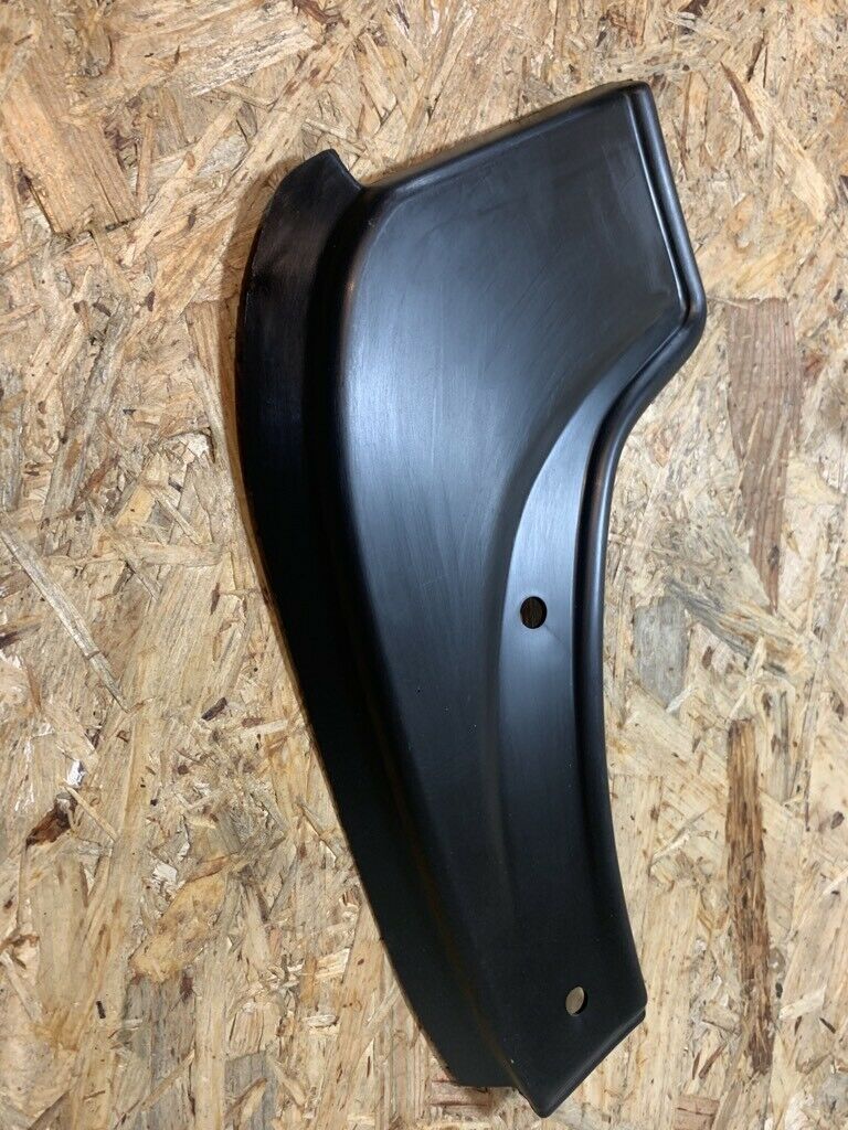 Original GM Opel Monterey Abdeckung Schmutzklappenkappe NEU