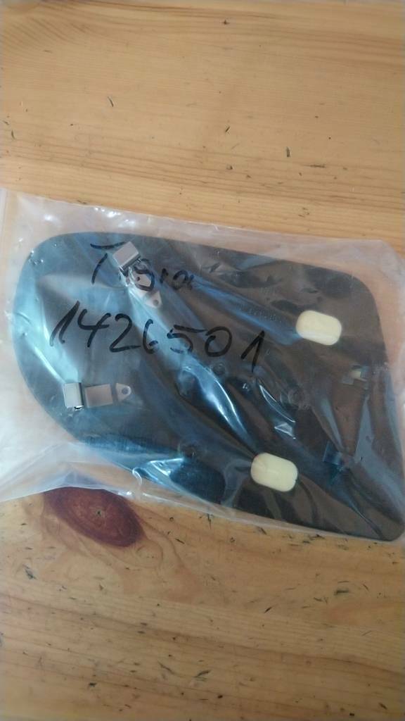 Corsa B Tigra A Spiegelglass neu Original GM