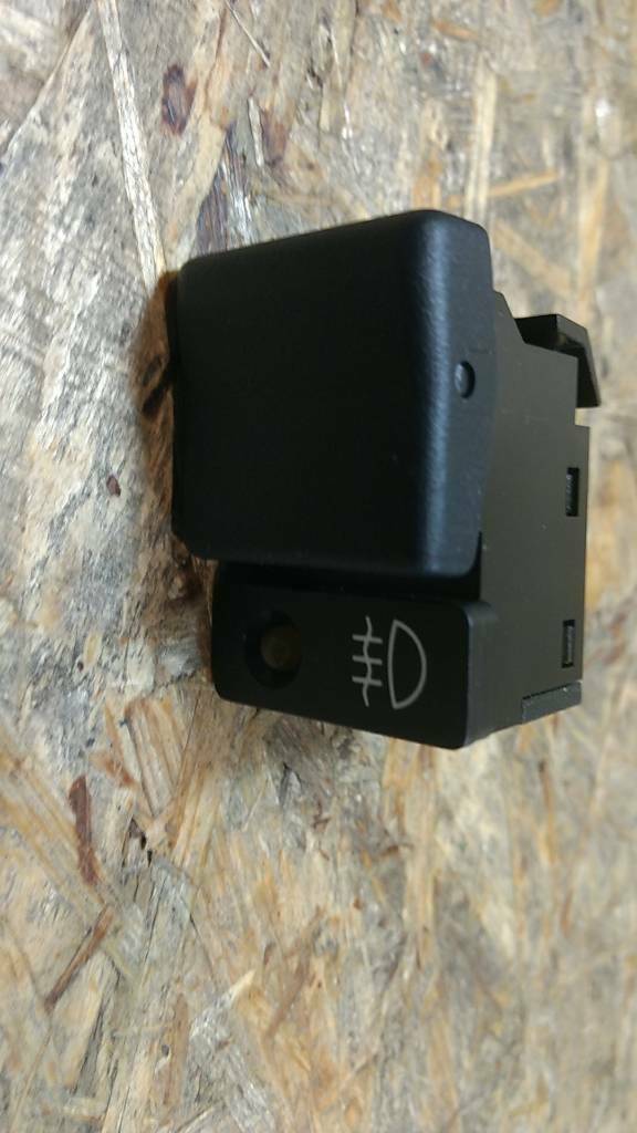 Original GM Opel Senator B Schalter Nebelschlussleuchte NEU