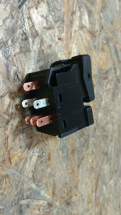 Original GM Opel Senator B Schalter Nebelschlussleuchte NEU